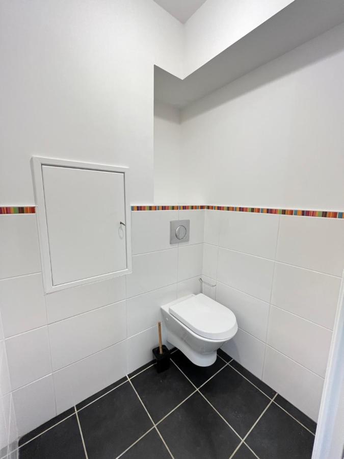 Ponsardin- Appartement Avec Balcon Et Parking Reims Exterior photo