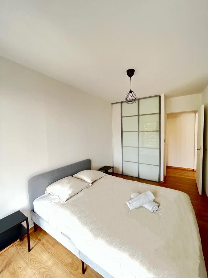 Ponsardin- Appartement Avec Balcon Et Parking Reims Exterior photo